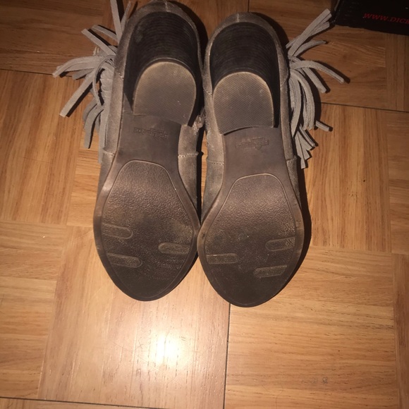 Ankle boots with a heel - Picture 4 of 4